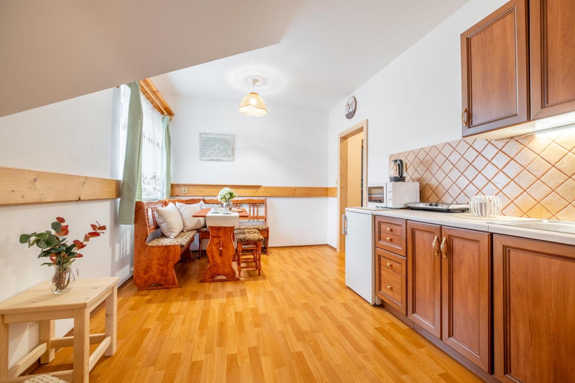 רוקיטניצה נאד איז'רו Apartmany Iwona מראה חיצוני תמונה