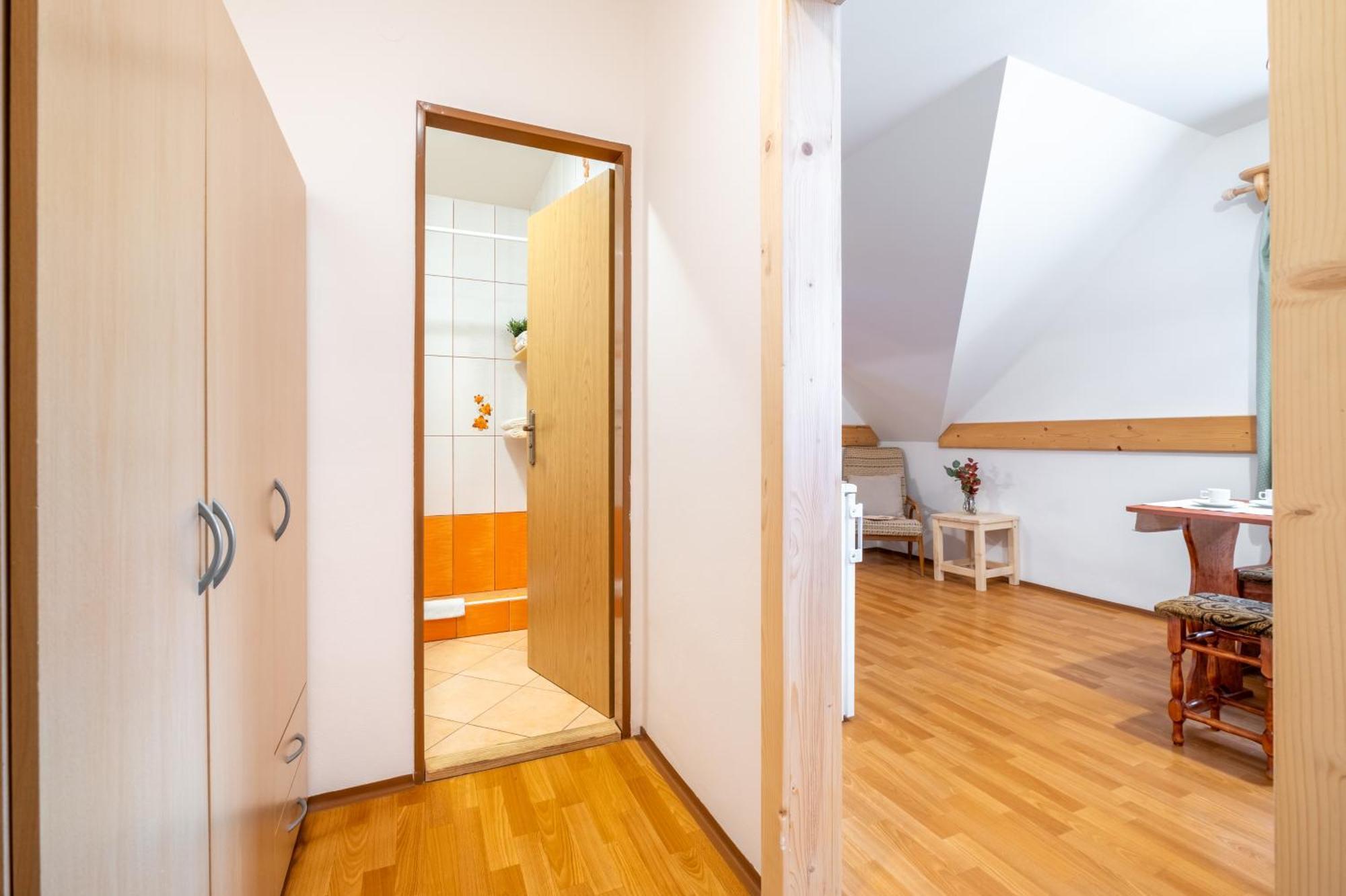 רוקיטניצה נאד איז'רו Apartmany Iwona מראה חיצוני תמונה
