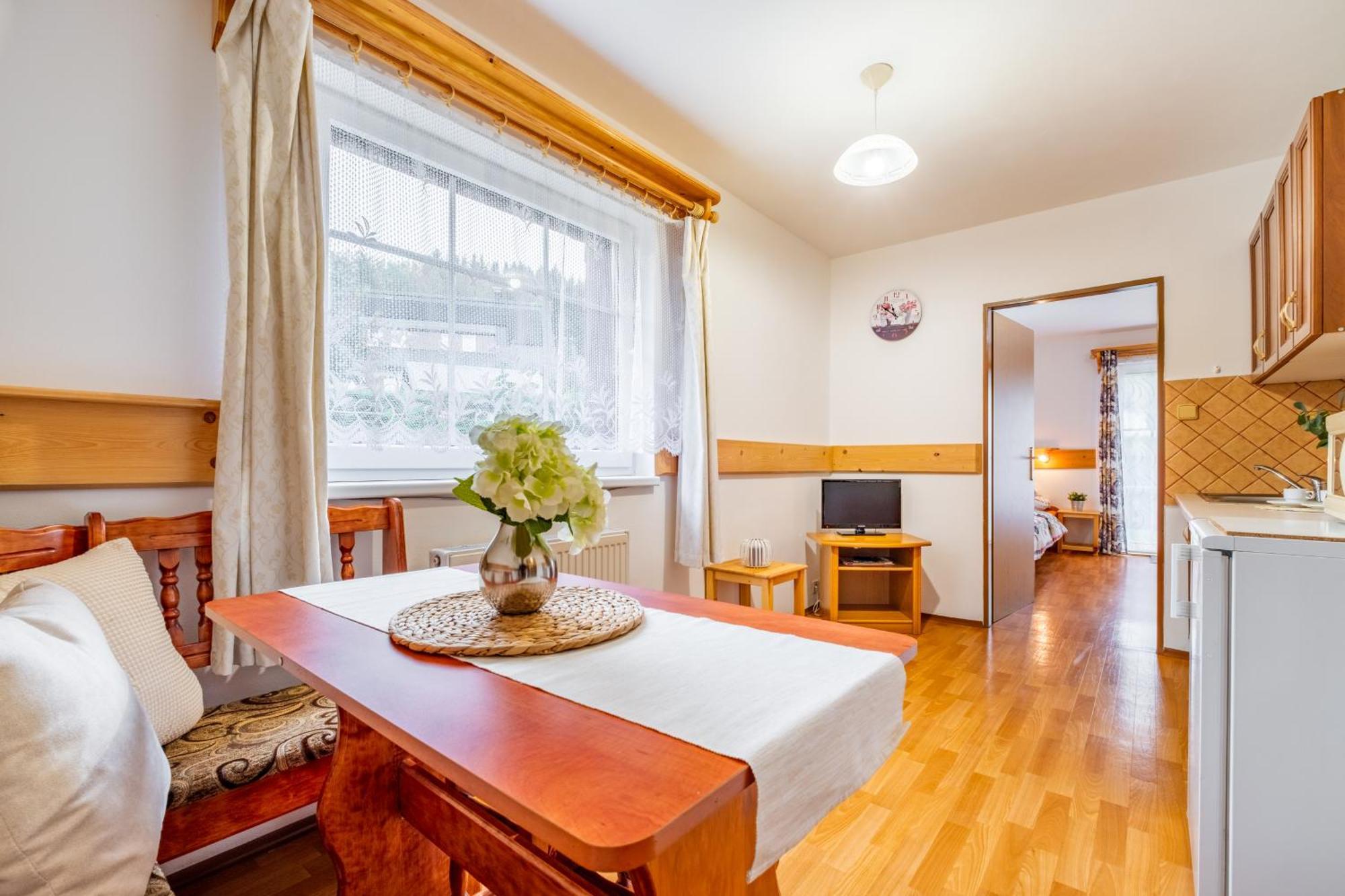 רוקיטניצה נאד איז'רו Apartmany Iwona מראה חיצוני תמונה